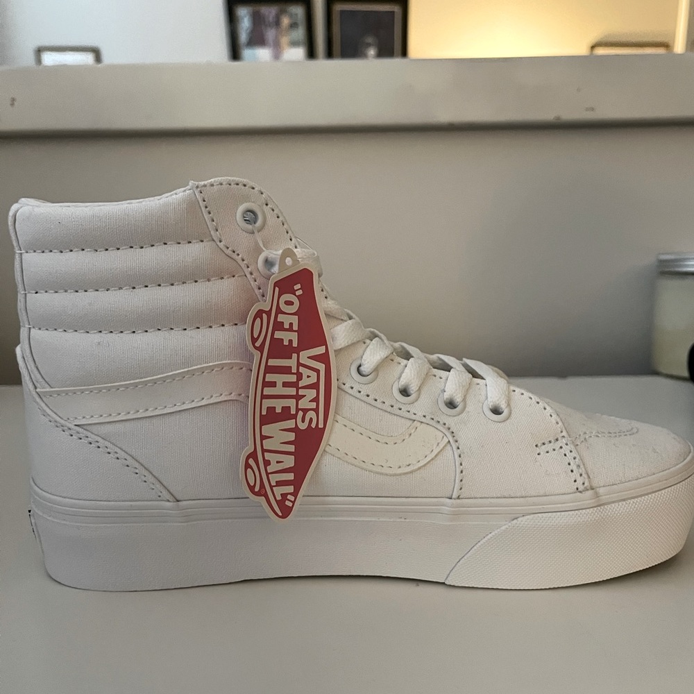 Vans White Sk8-Hi Canvas Shoe High-Top 7.5 Women’s